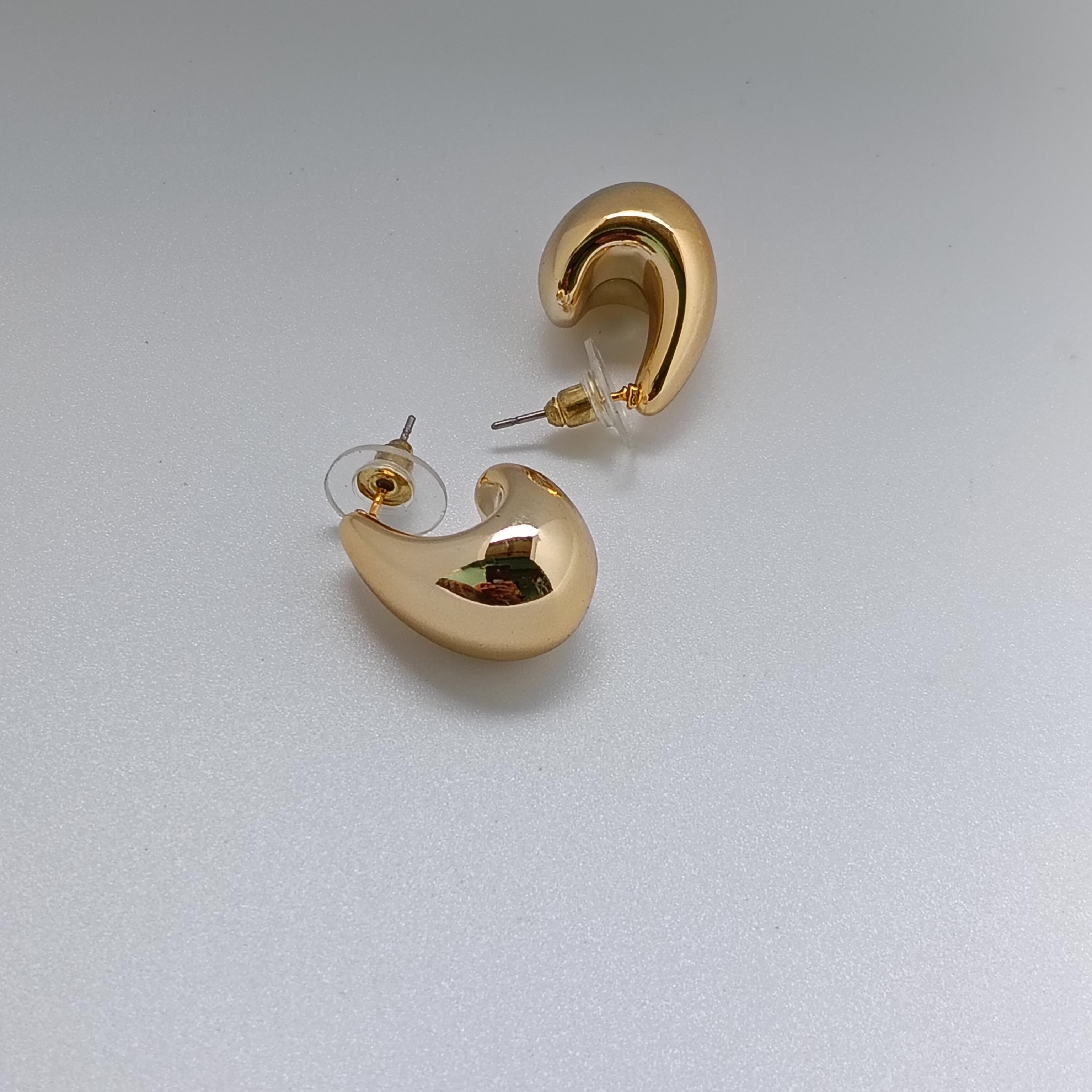 C-Shaped Chunky Earrings