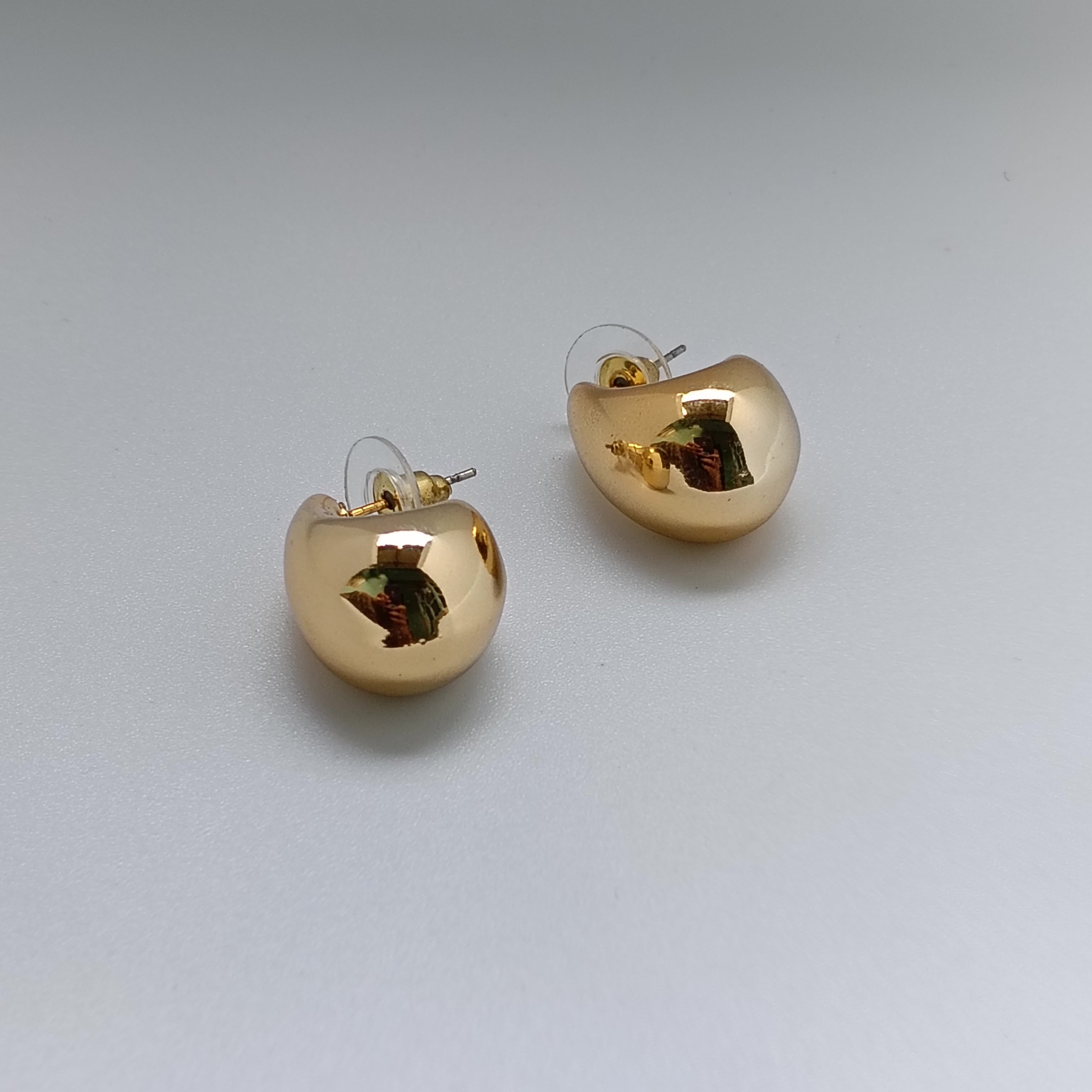 C-Shaped Chunky Earrings